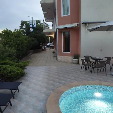 Perla 3* Σωζόπολη