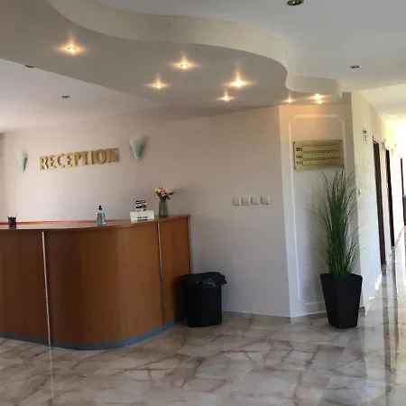 Hotel Perla 3*