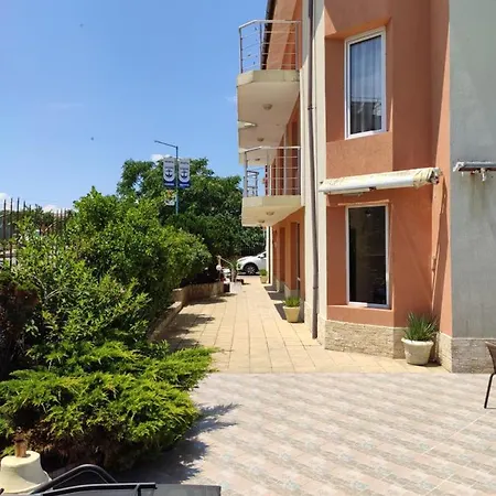 Hotel Perla 3*