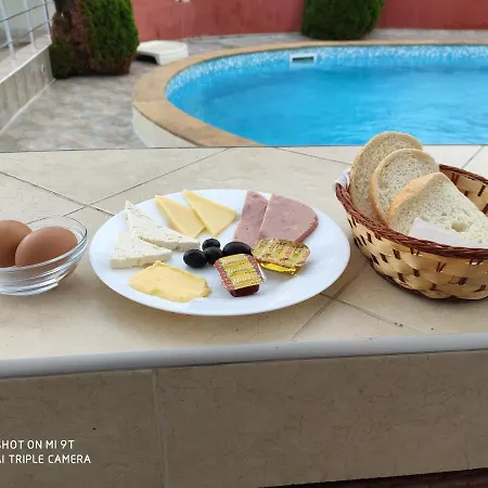 ホテル Perla ソゾポル