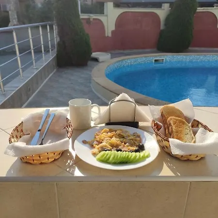 Perla Hotel
